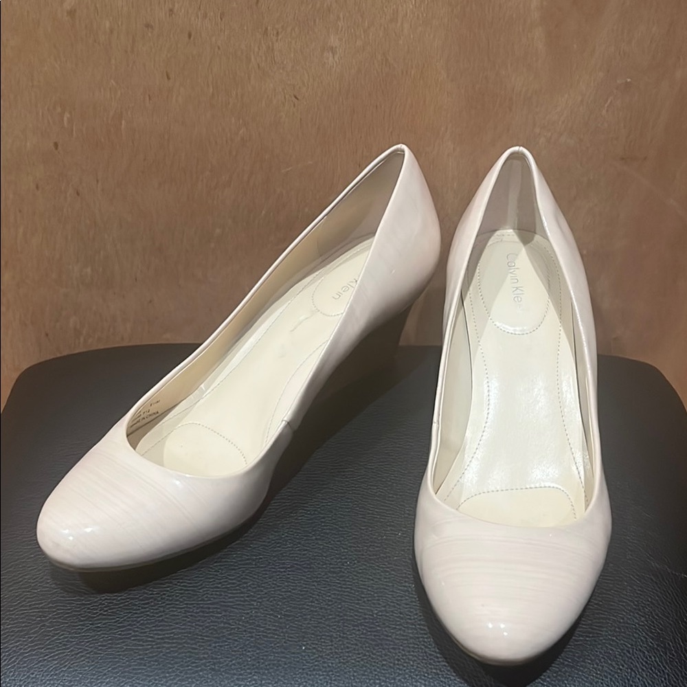 Calvin Klein -Cream Women's Pumps